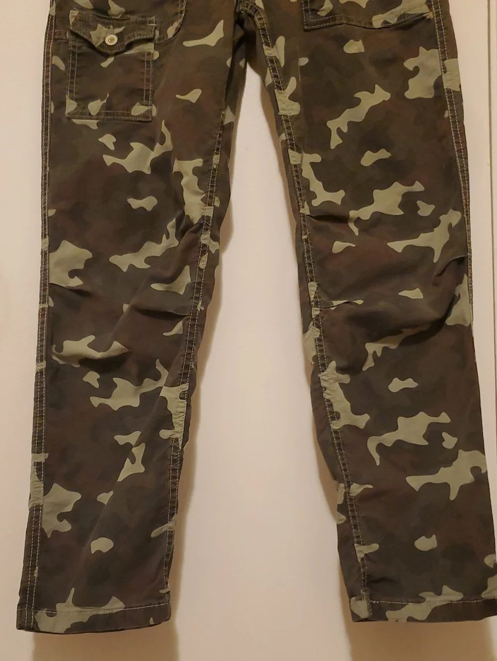 By Anthropologie The Wanderer Camo Print Size 27 Linen Blend